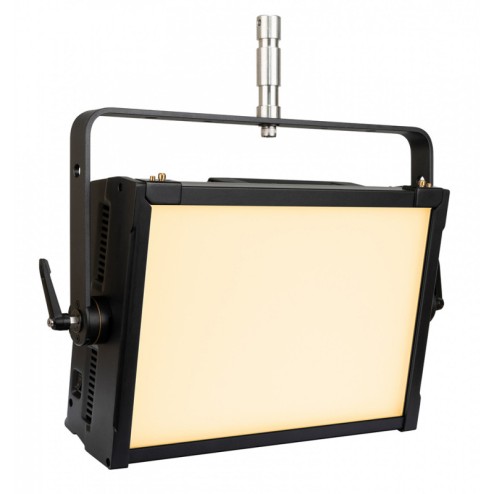 professional-soft-light-with-tunable-white-and-possible-battery-power-for-tv-studio-and-dry-outdoor-applications