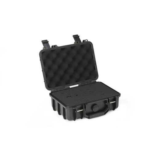 watertight-and-dustproof-carry-on-case-medium-sized