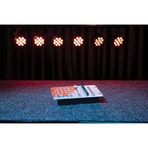 Showtec ColorCue 1 Air Controller LED a fader singolo intelligente alimentato a batteria, 6 colori, con DMX wireless